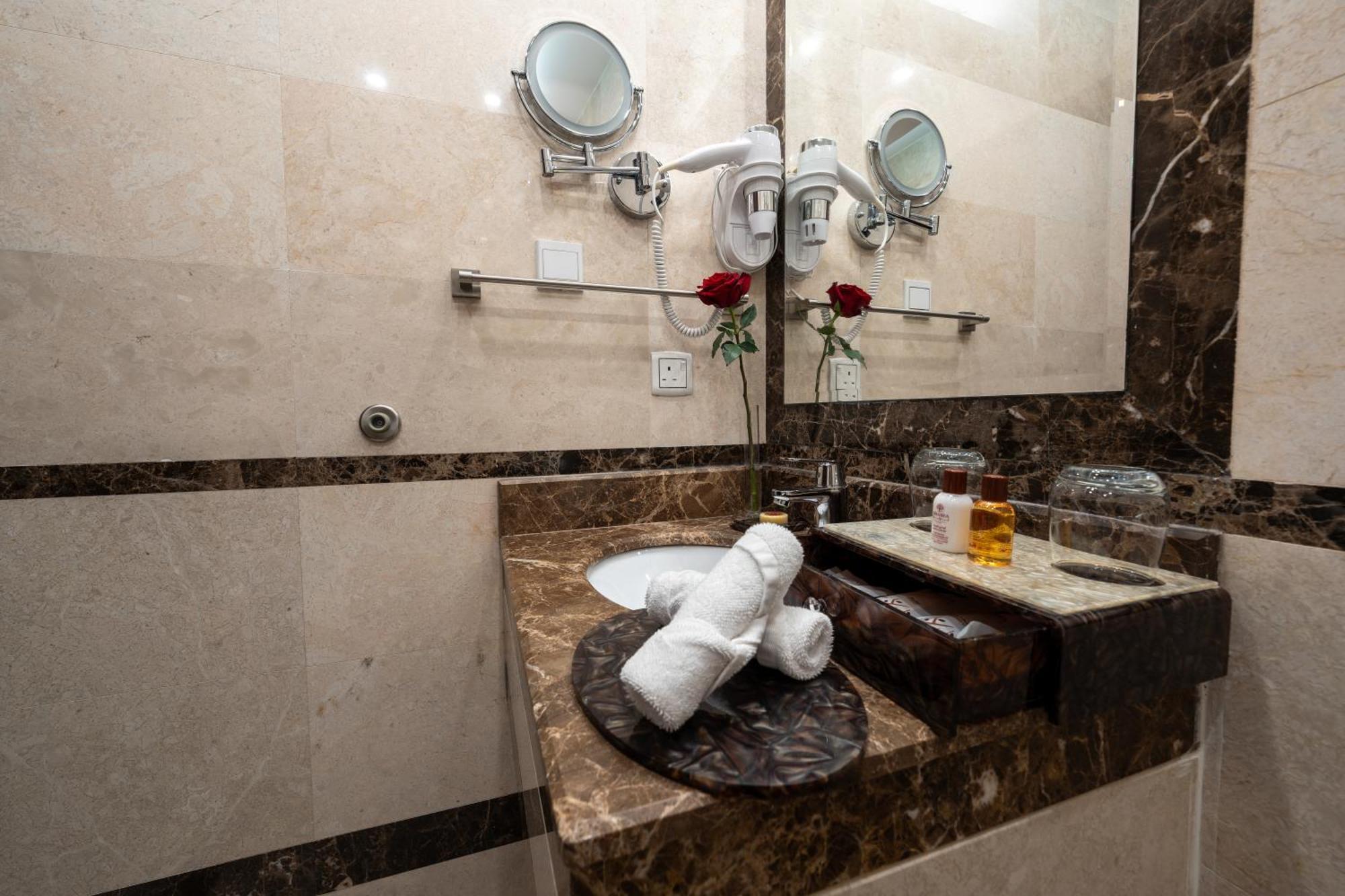 Отель Braira Al Jubail Экстерьер фото